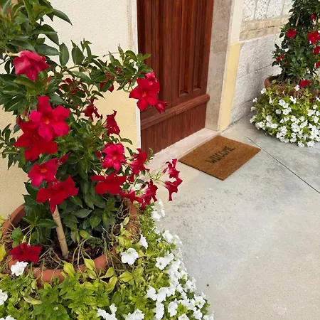 Profumo Di Majella Bed & Breakfast 3*